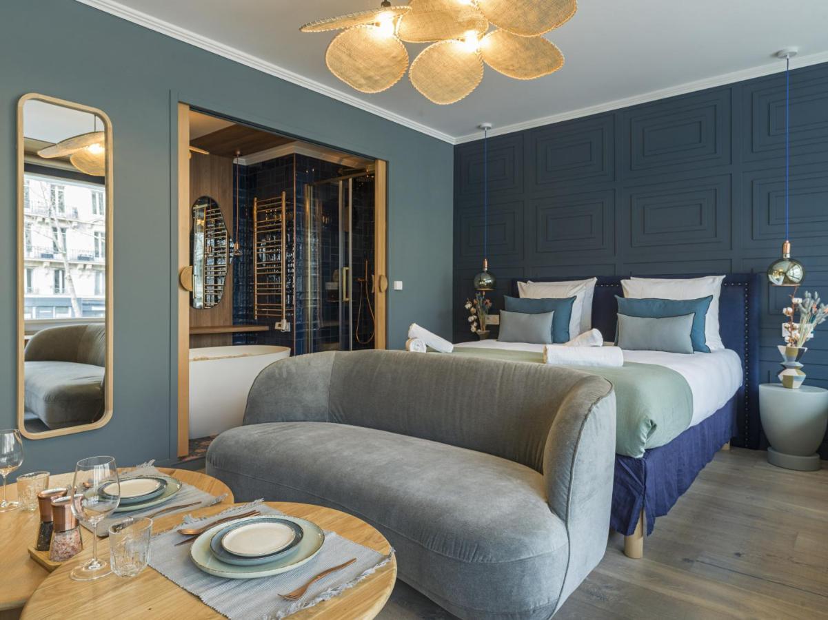 The Blue Alma Eiffel Tower Appartement Parijs